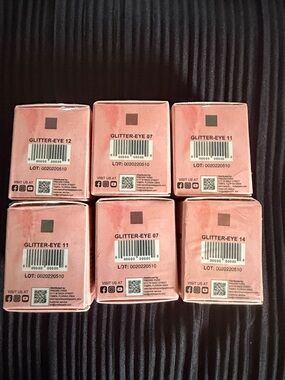 Glitter-Eye Shimmer Eyeshadow (Pink Shades)